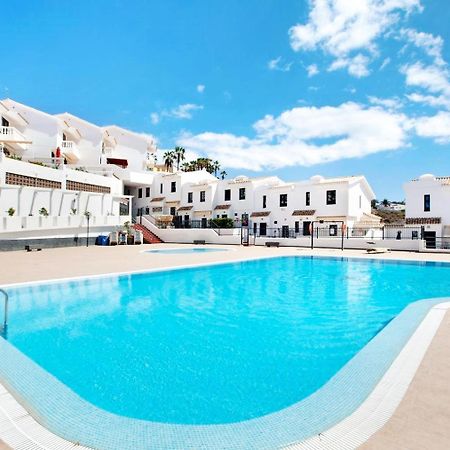 Remarkable 2-Bed House In Chayofa With Pool Exteriör bild