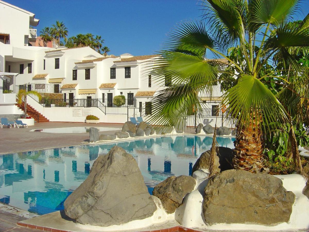 Remarkable 2-Bed House In Chayofa With Pool Exteriör bild