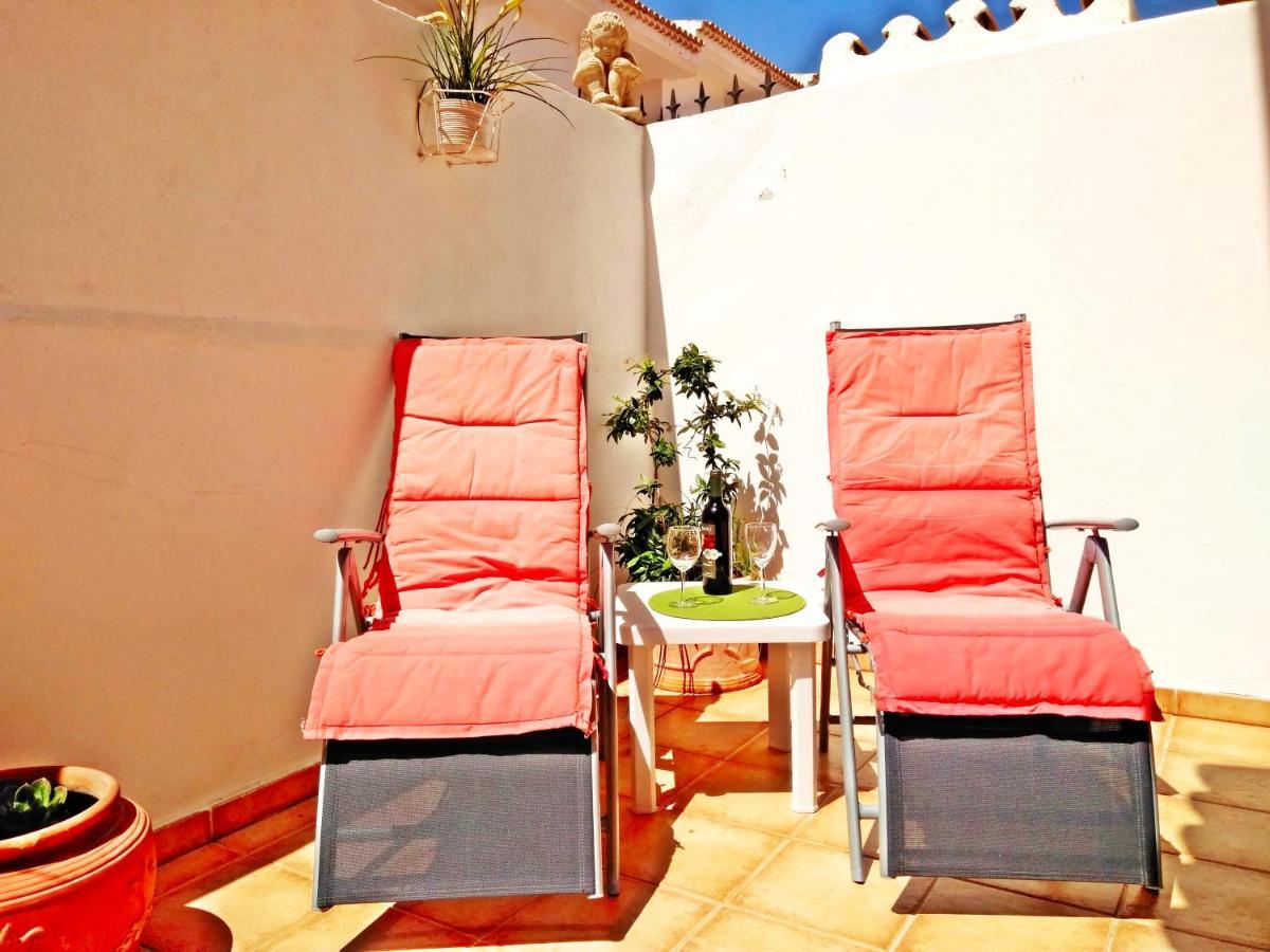 Remarkable 2-Bed House In Chayofa With Pool Exteriör bild