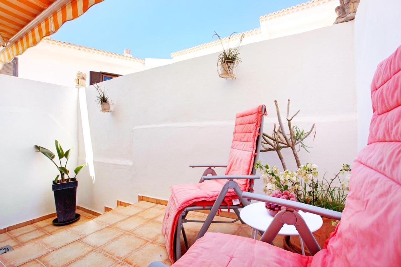 Remarkable 2-Bed House In Chayofa With Pool Exteriör bild