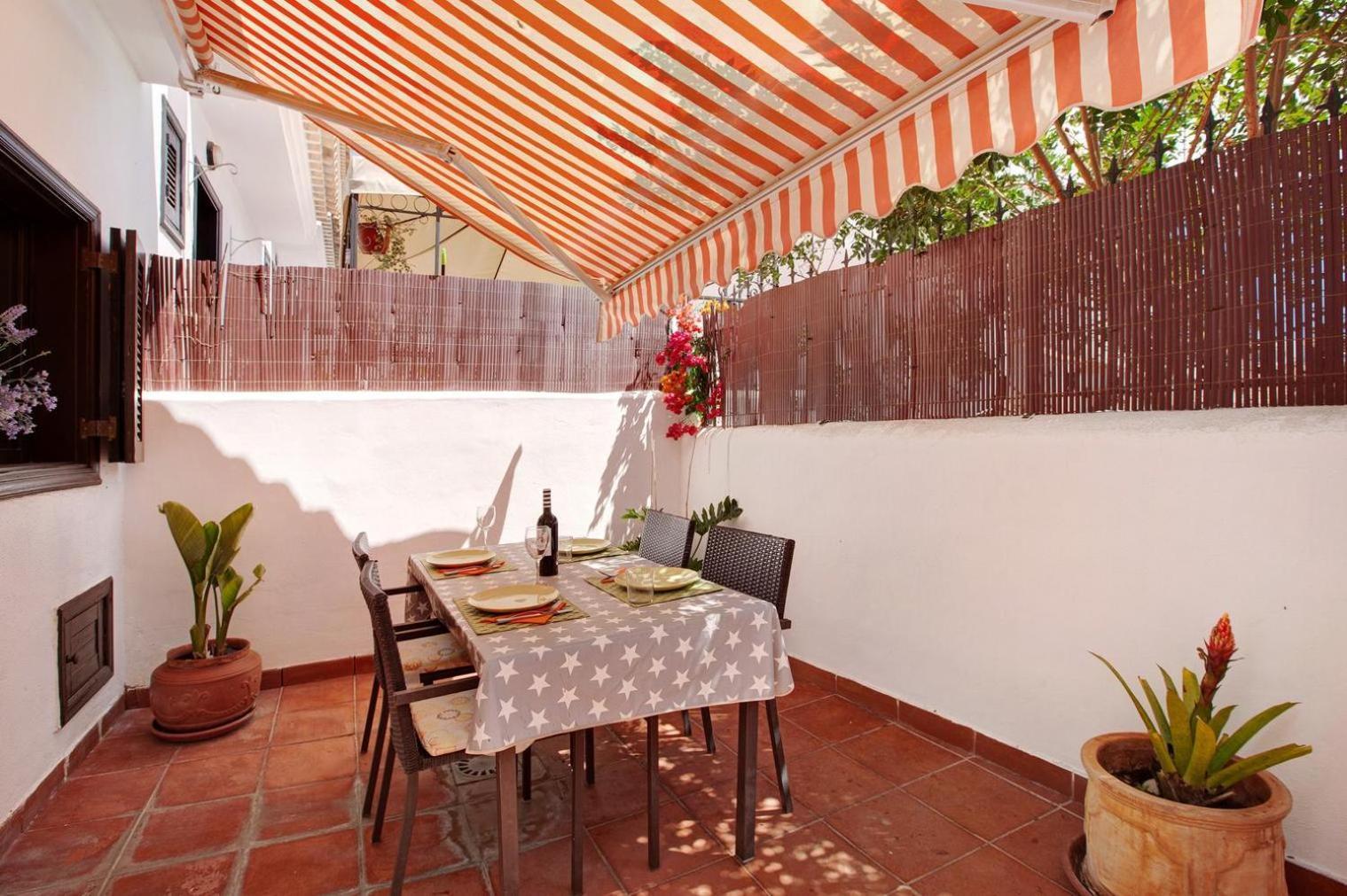 Remarkable 2-Bed House In Chayofa With Pool Exteriör bild